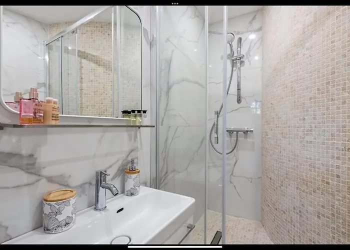 Jolie Cosy Proche Sur Juan Les Pins Appartement Antibes