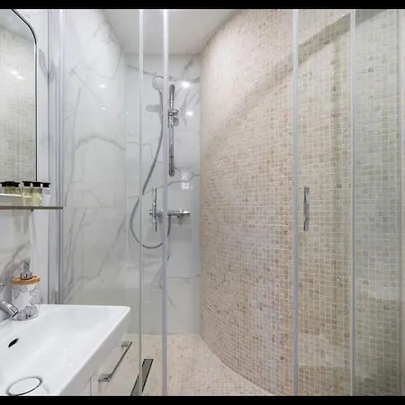 Jolie Cosy Proche Sur Juan Les Pins * Antibes