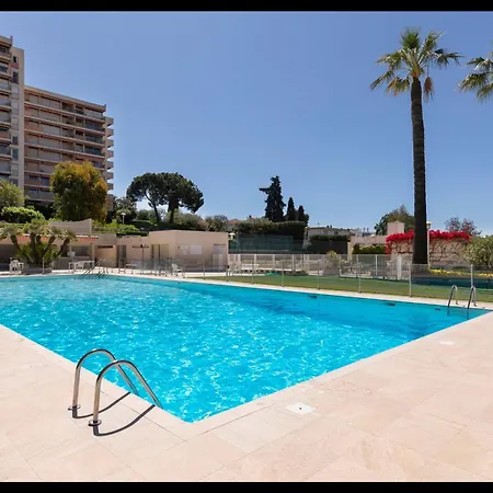 Jolie Cosy Proche Sur Juan Les Pins